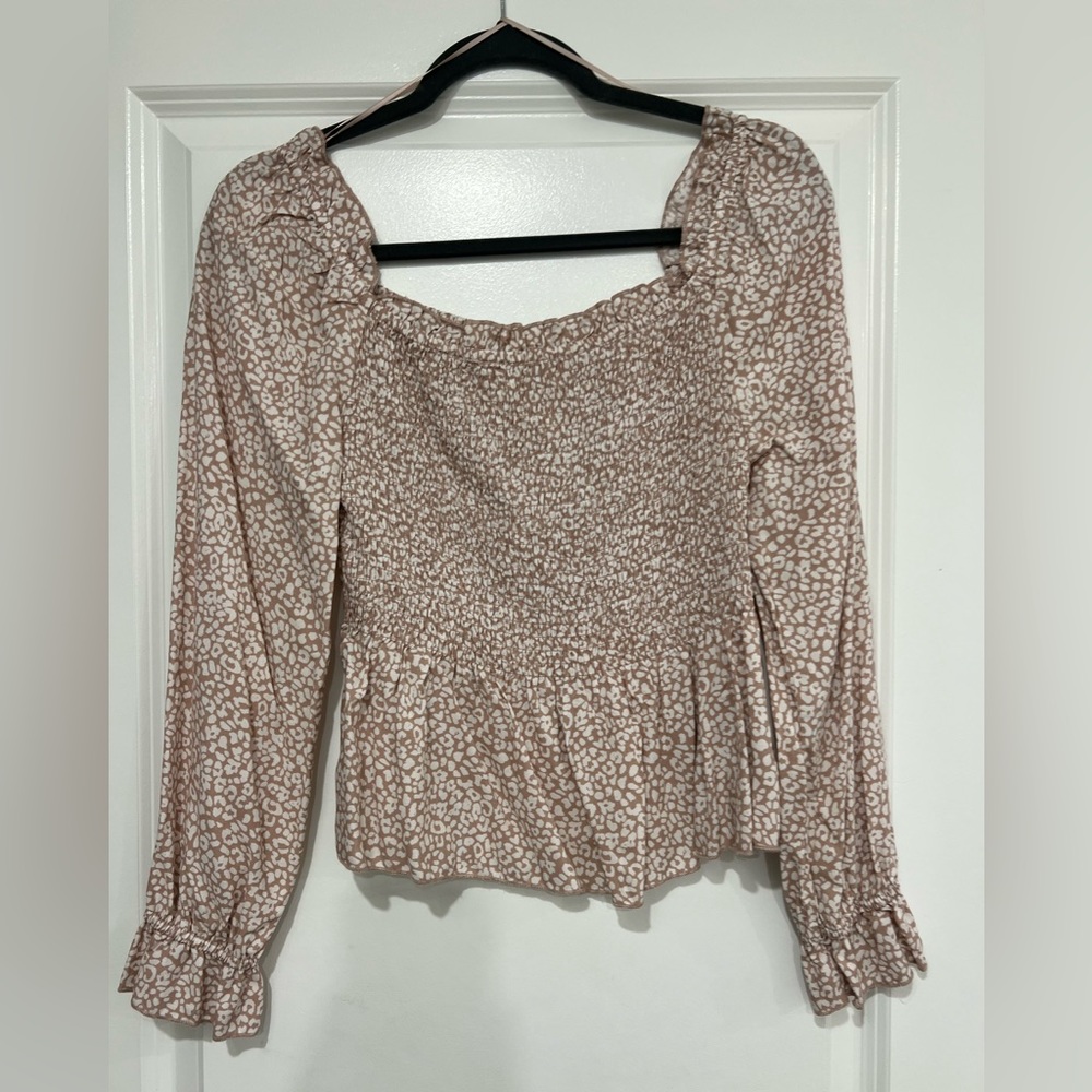 Patterned women’s top for sale!